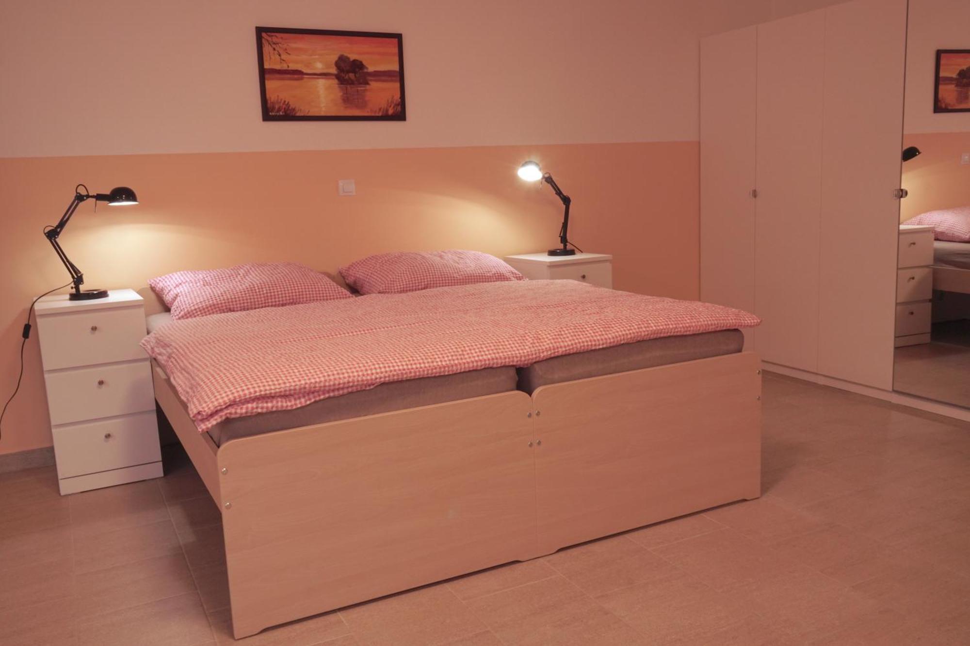 Penzion V Podzamci Třeboň Buitenkant foto