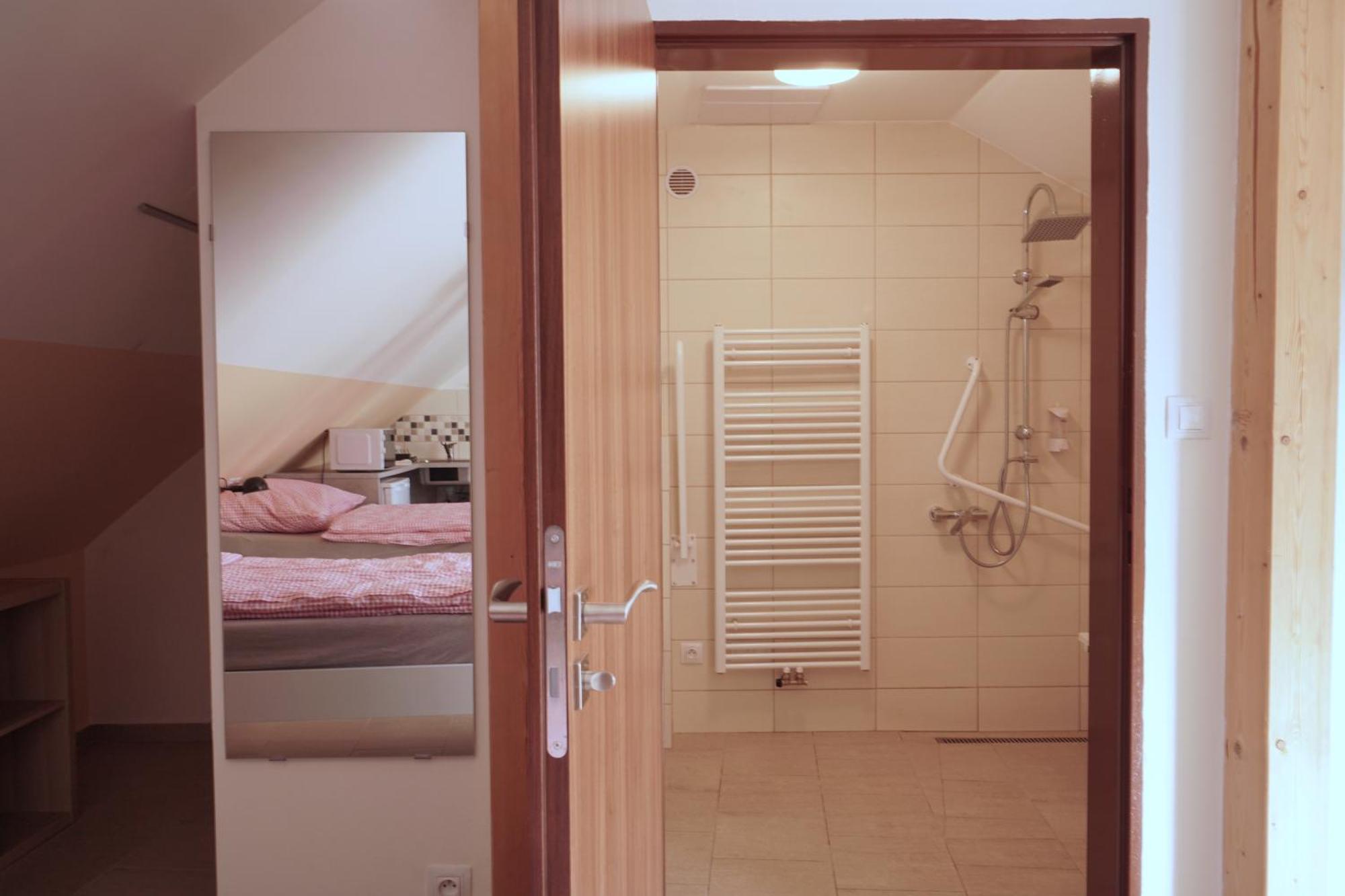 Penzion V Podzamci Třeboň Kamer foto