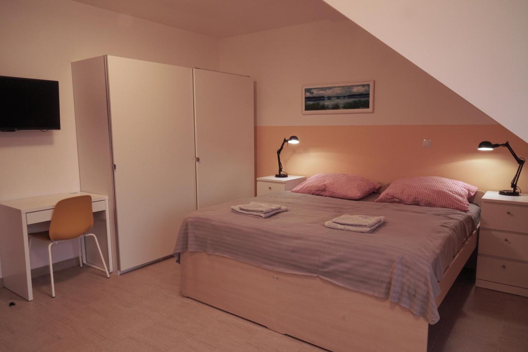 Penzion V Podzamci Třeboň Kamer foto